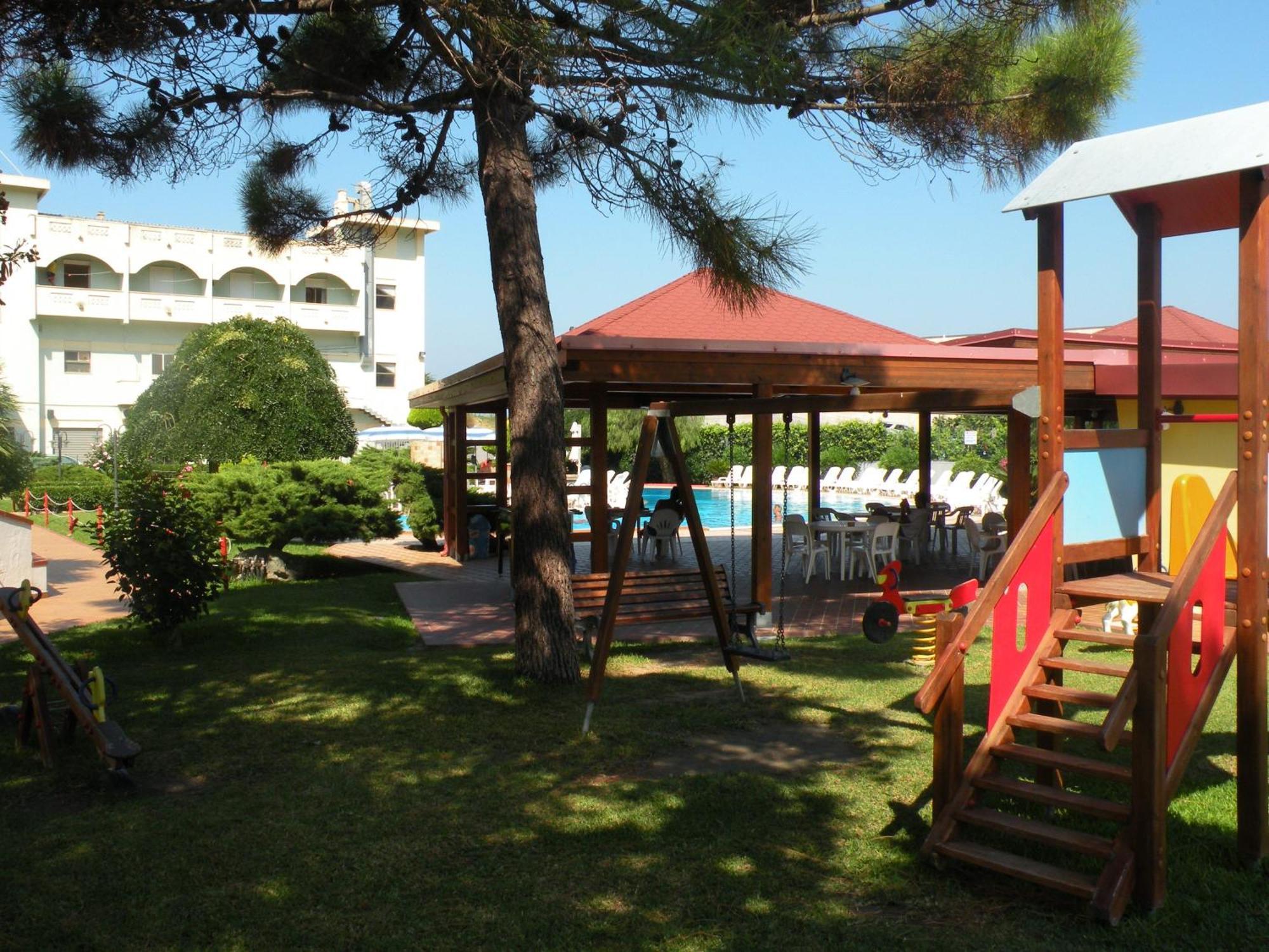 Hotel Delle Canne Amantea Esterno foto